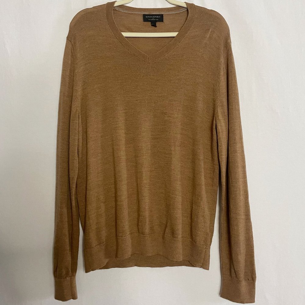 Banana Republic 100% Merino Wool Men's L Essenital Lightweight Sweater